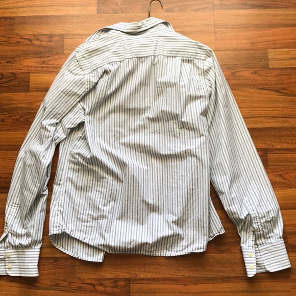 Hollister shirt any 2/$15 - Picture 3 of 3